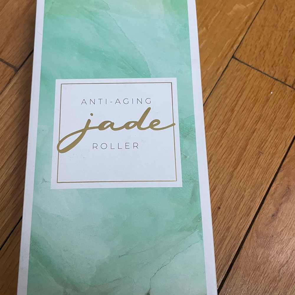 Lifestyle Products Anti-aging Jade Roller